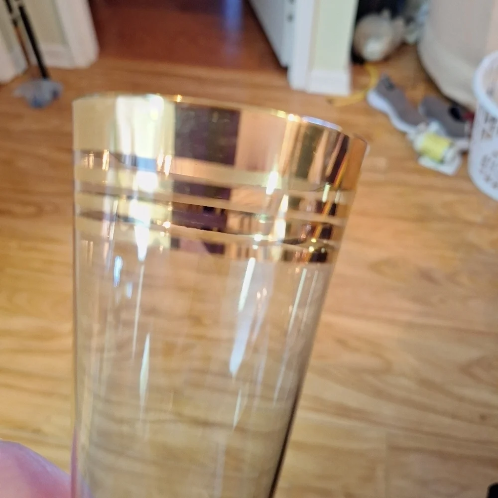 Pilsner rainbow purple glass